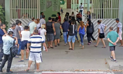A maioria do eleitorado brasileiro tem ensino médio completo. São 41.161.552 eleitoras e eleitores, o equivalente a 26,31% das pessoas