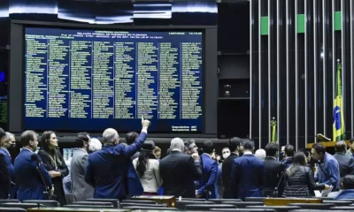 O Congresso Nacional aprovou, nesta terça-feira (12), o projeto de Lei das Diretrizes Orçamentárias (LDO), que estabelece regras para