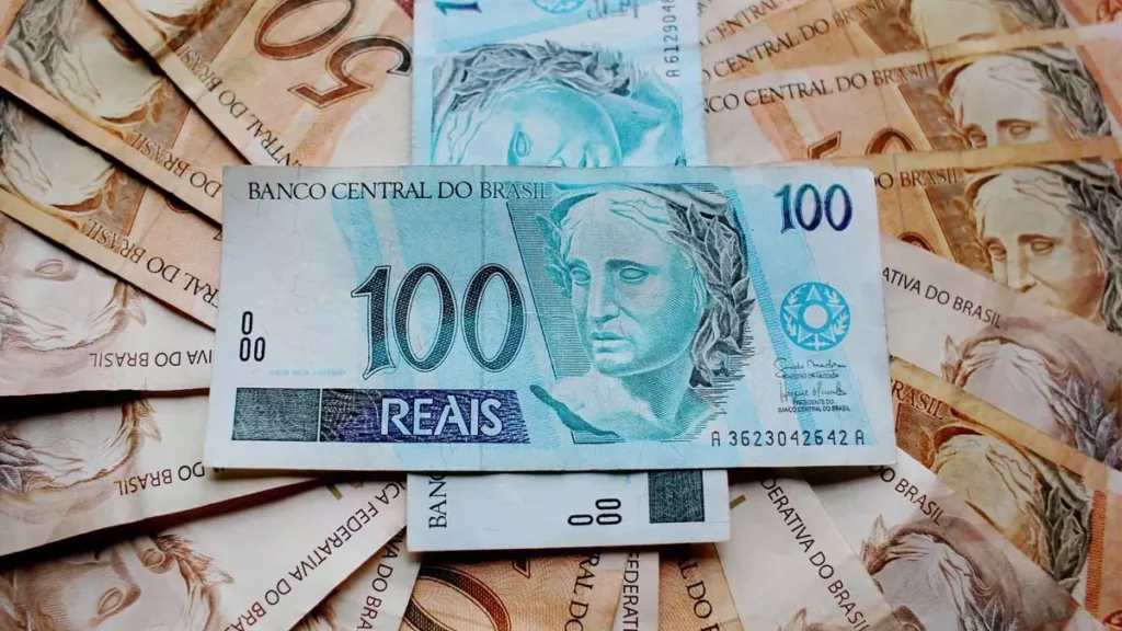 A distribuição de R$ 13,2 bilhões do lucro do Fundo de Garantia do Tempo de Serviço (FGTS) em 2021, aprovada sexta-feira (22) pelo Conselho