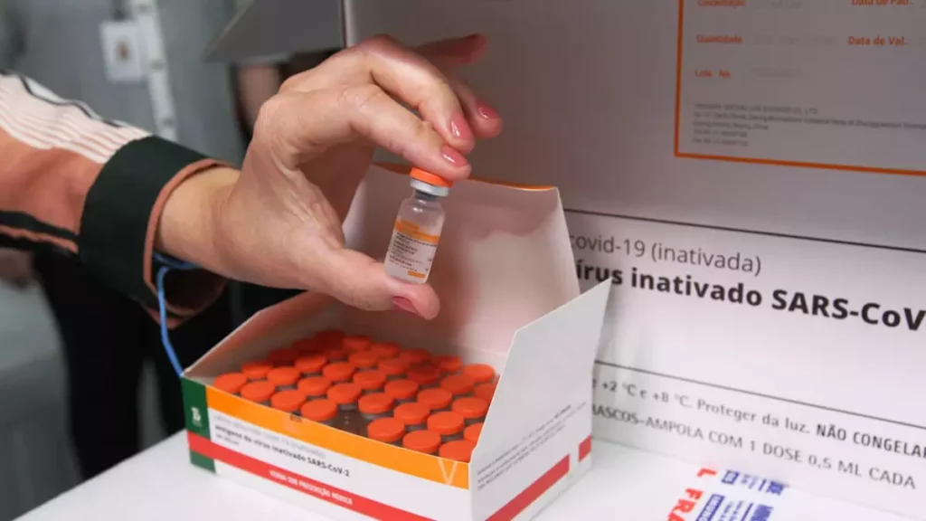 Agência Nacional de Vigilância Sanitária (Anvisa) recebeu o pedido de registro definitivo da vacina CoronaVac contra a