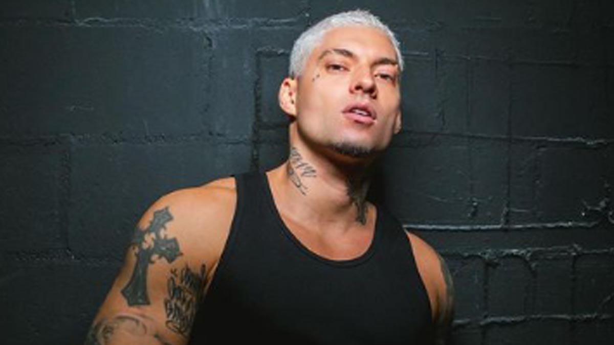 Um dos principais nomes da nova cena do rap brasileiro, Filipe Cavaleiro de Macedo da Silva Faria, mais conhecido pelo seu nome artístico Filipe Ret, de 37 anos, foi alvo de buscas pela Polícia Civil do RJ nesta terça-feira (19).
