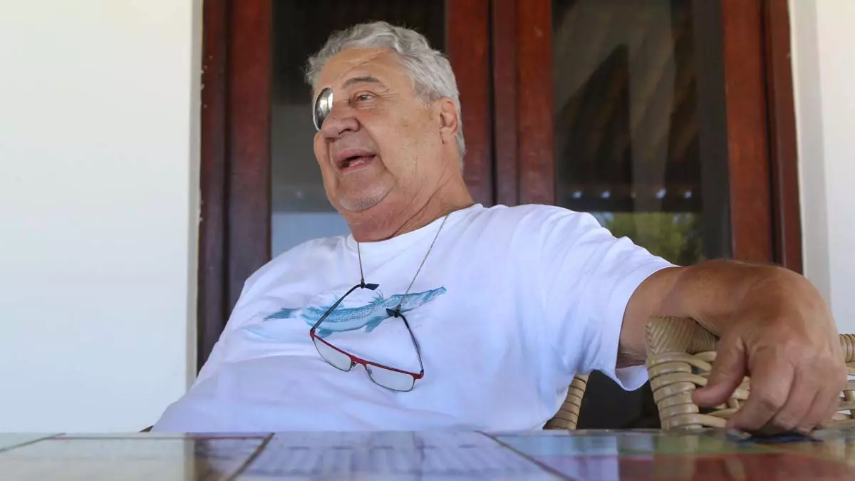 Artista reconhecido nacionalmente pela obra inspirada em elementos do candomblé, Tatti Moreno (1945-2022), dentre outros méritos, contribuiu