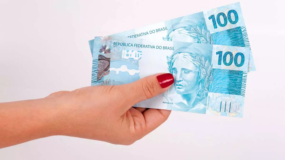 O Senado aprovou nesta quinta-feira (7) a MPV 1.106/2022, que aumenta o limite de crédito consignado para a maioria dos assalariados,