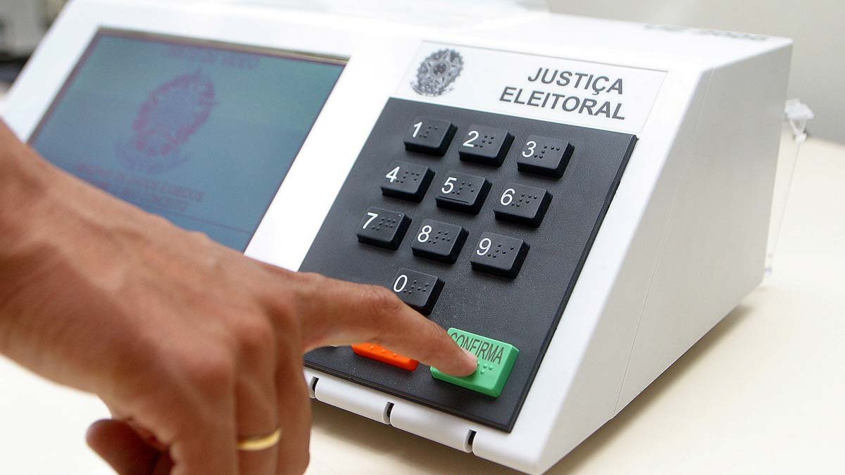 Termina nesta segunda-feira (15) o prazo para partidos políticos, federações e coligações solicitarem o registro de candidatas e