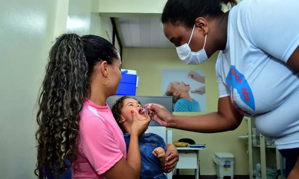 As campanhas nacional de vacinação contra a Poliomielite e a de Multivacinação para Atualização da Caderneta de Vacinação da