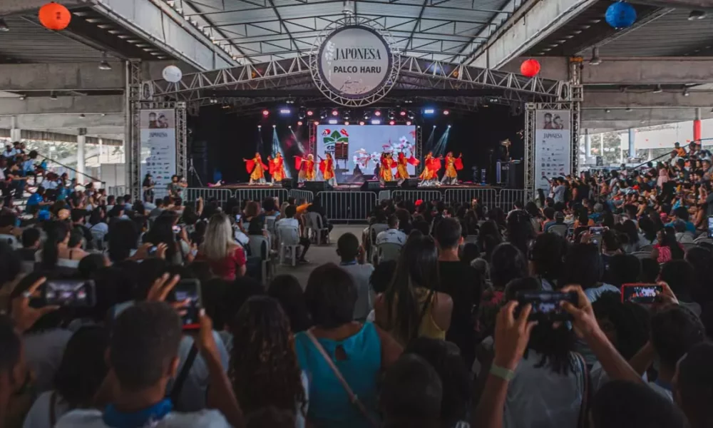 A XIV edição do Festival da Cultura Japonesa de Salvador segue encantando o público de Salvador e entra no seu terceiro