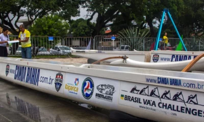 Duas equipes do Yacht Clube da Bahia foram campeãs, em primeiro lugar, nas categorias masculina e feminina, na terceira edição do Volta à Ilha de Itaparica – 80km, uma das maiores disputas de Canoas Polinésias /Havaianas em distâncias remadas no formato revezamento com 9 atletas do mundo.