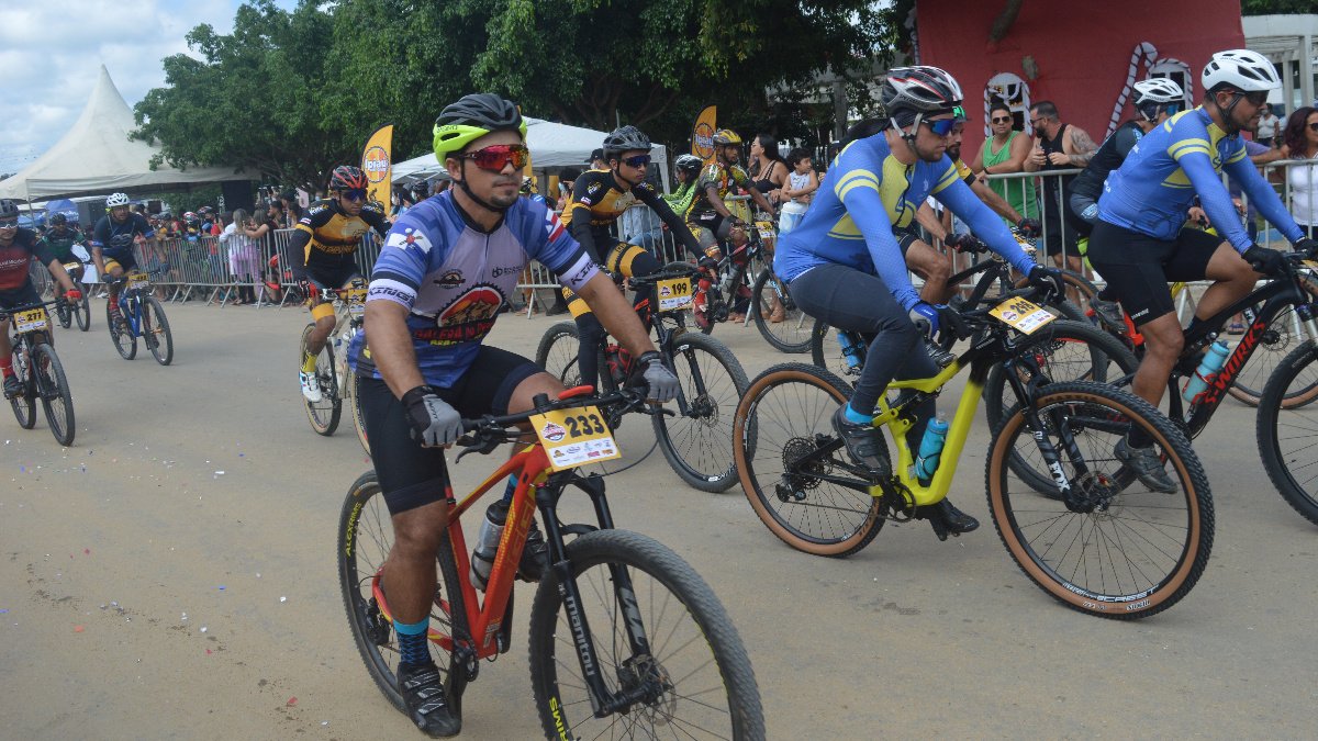 ciclismo nestes sábado (13) e domingo (14), com a cidade e estradas de Castro Alves sediando o Campeonato Brasileiro de