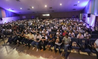 O Projeto Mais Infância, desenvolvido pelo Estado da Bahia, reuniu, neste sábado (3), cerca de 600 educadores de creches baianas para a