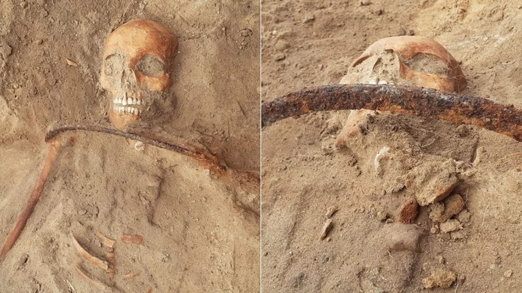 O esqueleto do que os arqueólogos acreditam ter sido uma “vampira” do século XVII foi descoberto perto de Bydgoszcz, na Polônia. Segundo a equipe de pesquisadores da Universidade Nicolaus Copernicus, em Toruń, o corpo identificado na aldeia de Pień tinha uma foice presa ao pescoço, o que poderia “impedi-la de retornar à vida”, além de um cadeado no dedão do pé esquerdo.