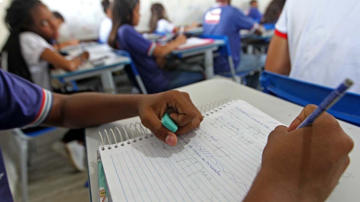 A rede estadual de ensino alcançou o melhor Índice de Desenvolvimento da Educação Básica (IDEB) para o Ensino Médio da