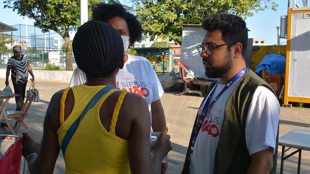 Em alusão ao Outubro Rosa, a Secretaria Municipal da Saúde (SMS) promove nesta quinta-feira (20), a Feira de Saúde Mulher da Maloca,