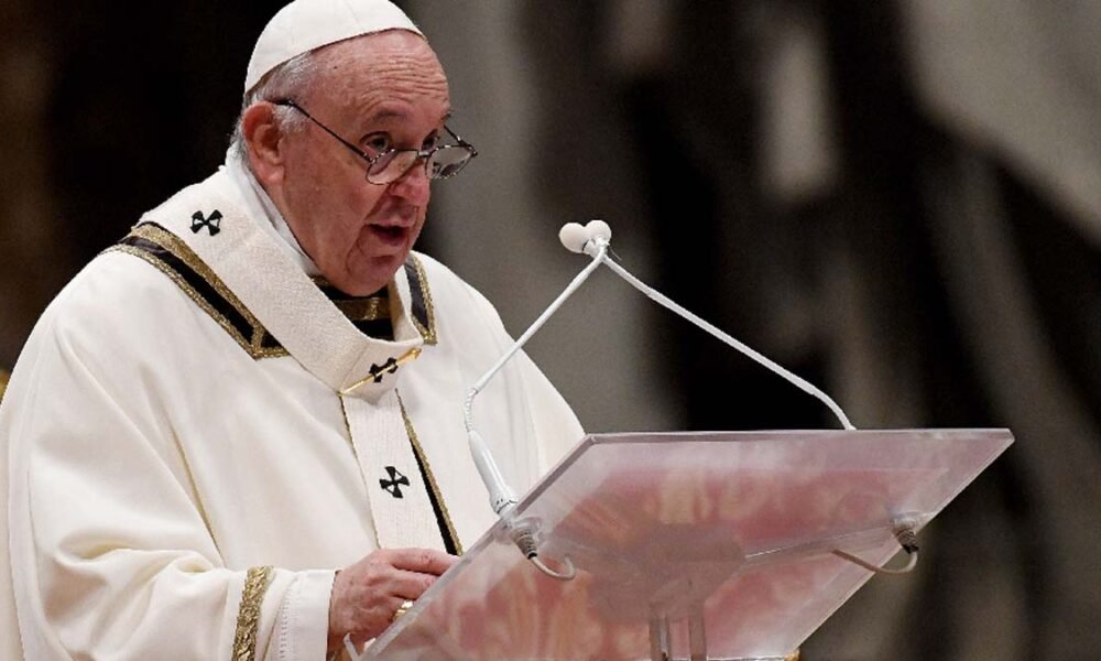 O Papa Francisco alertou os seminaristas contra o “diabo” da pornografia digital, embora admitindo que assistir pornografia online