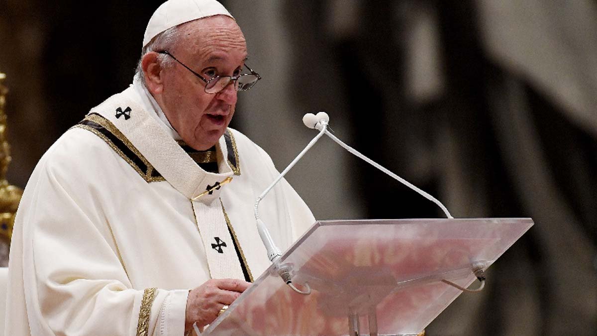 O Papa Francisco alertou os seminaristas contra o “diabo” da pornografia digital, embora admitindo que assistir pornografia online