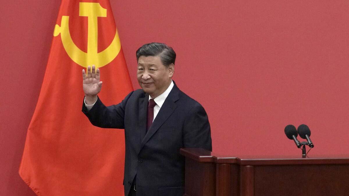 Xi Jinping foi confirmado como grande líder da China para um terceiro mandato, após uma reunião política de uma semana eliminou rivais