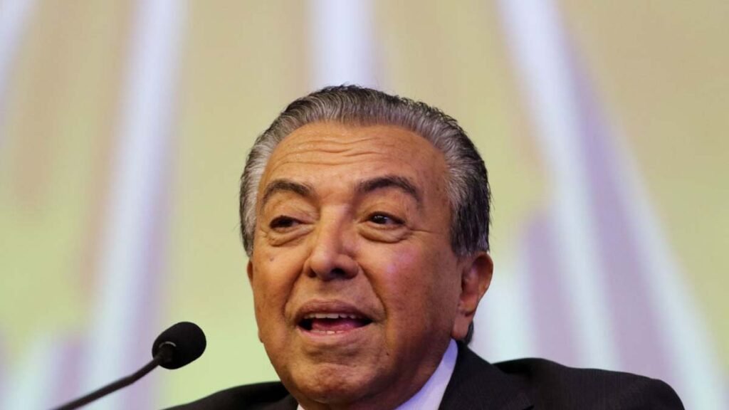 O quadrinhista Mauricio de Sousa recebeu nesta sexta feira (21) uma homenagem da cátedra Unesco de Leitura da Pontifícia Universidade Católica do Rio de Janeiro (PUC-Rio), em reconhecimento ao estímulo à leitura de várias gerações no país.