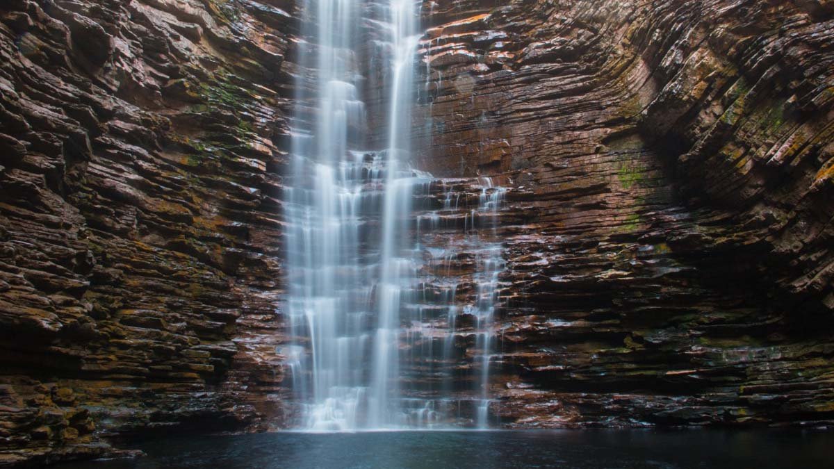 Rico em belezas naturais, o município de Ibicoara, na zona turística Chapada Diamantina, tem como principal atrativo a cachoeira do Buracão.