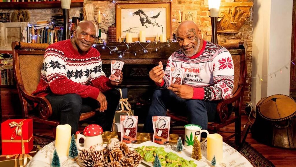 Lendas do boxe e ex-rivais Mike Tyson e Evander Holyfield estão se unindo para lançar uma linha de comestíveis com infusão de