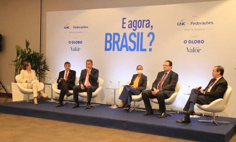 Foram convidados para o debate de hoje, em Brasília, Rui Costa, governador da Bahia; Wellington Dias, ex-governador do Piauí e senador