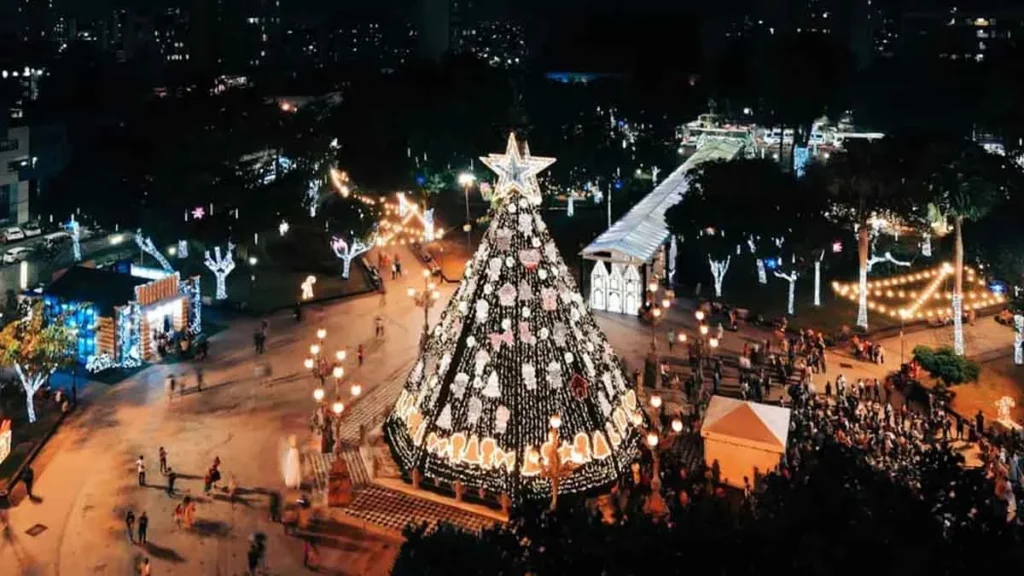 Baianos e turistas poderão visitar a decoração de Natal do Campo Grande, em Salvador, a partir de quinta-feira (1º). Não será preciso mais age