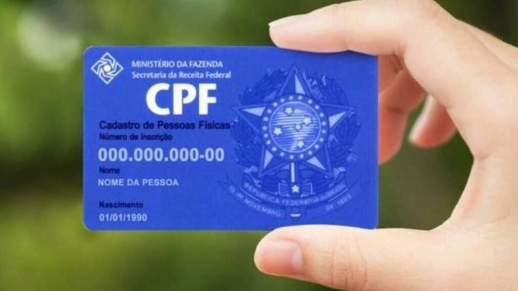 A Câmara dos Deputados aprovou nesta quarta-feira (21) proposta que estabelece o número do CPF como único número do