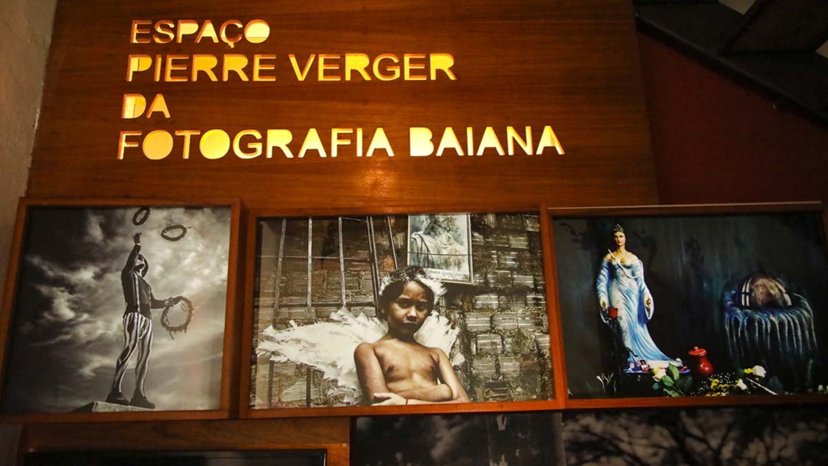 ao Brasil. Em Salvador, o Espaço Pierre Verger da Fotografia Baiana, no Forte Santa Maria, conta com um acervo não só em homenagem