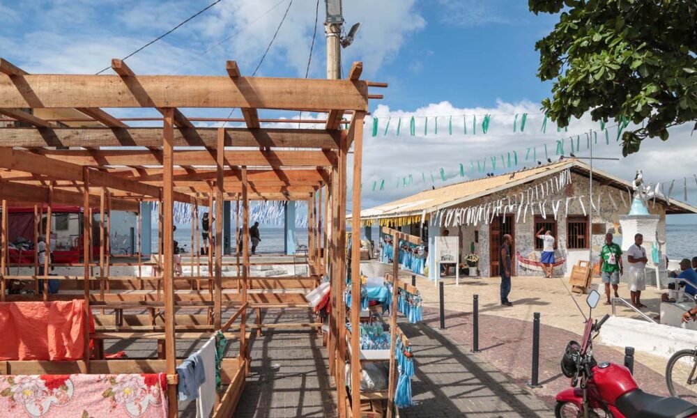 n) está atuando com diversas ações para garantir mais conforto aos fiéis que irão render homenagens a Iemanjá, na quinta-feira (2), no bairro