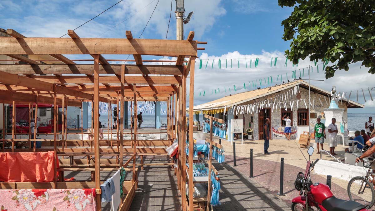 n) está atuando com diversas ações para garantir mais conforto aos fiéis que irão render homenagens a Iemanjá, na quinta-feira (2), no bairro