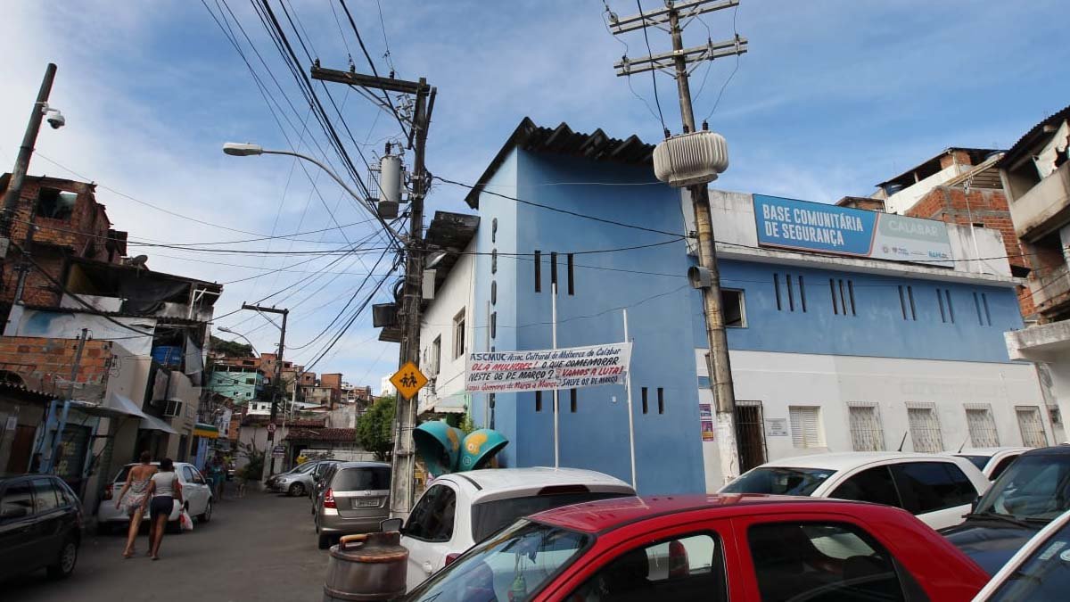 Estão abertas as inscrições para o Curso de Designer de Sobrancelhas oferecido pela Base Comunitária de Segurança (BCS) do Calabar e