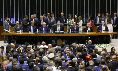 Congresso Nacional, senador Rodrigo Pacheco, acaba de proclamar empossados o presidente da República, Luiz Inácio Lula da Silva