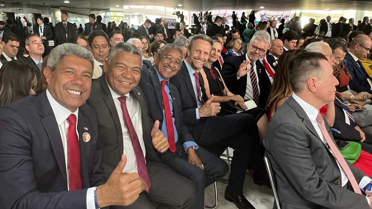 O governador da Bahia, Jerônimo Rodrigues, empossado em sessão solene em Salvador neste domingo (1º), participou da