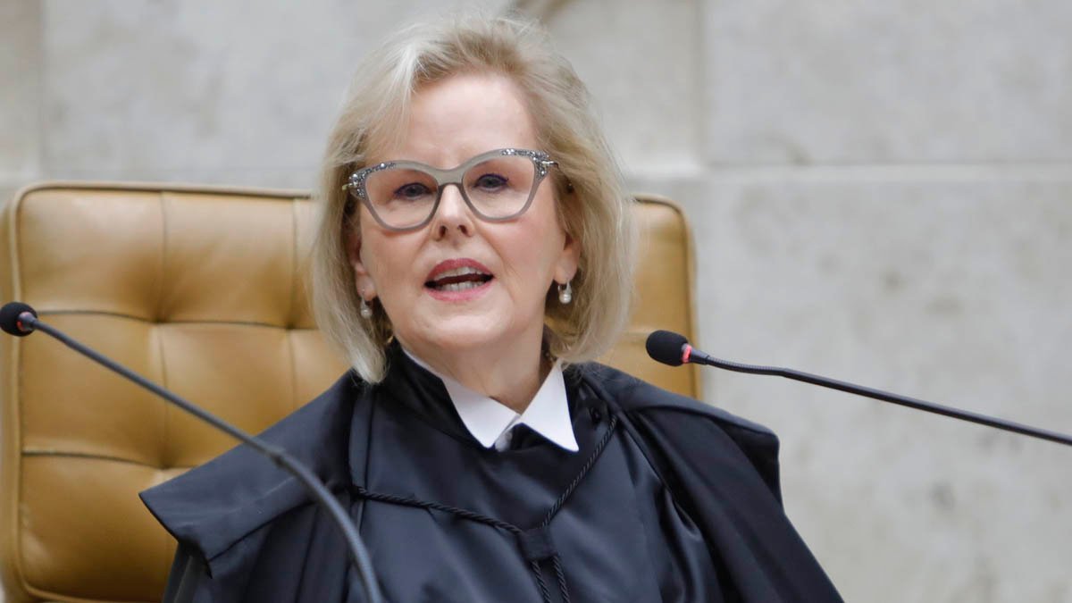 autoriza a concessão de indulto a policiais militares condenados pelo massacre do Carandiru, ocorrido em 2 de outubro de 1992. A ministra