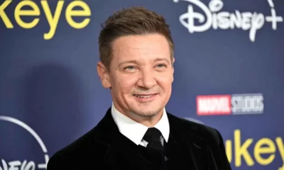 O ator Jeremy Renner, o “Gavião Arqueiro”, em Vingadores, da Marvel, sofreu um acidente enquanto limpava a neve em sua residência, em Sierra N