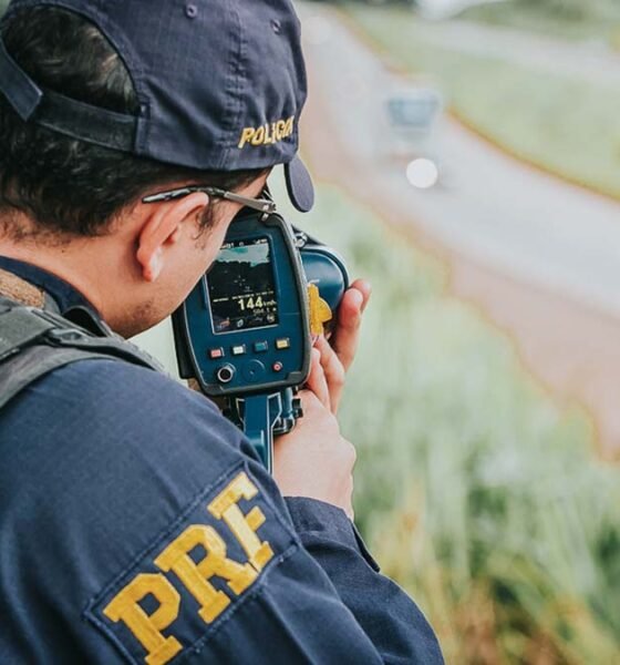 A Polícia Rodoviária Federal (PRF) registrou 73 mortes durante o feriado de Carnaval nas rodovias federais de todo o país. Segundo a PRF,