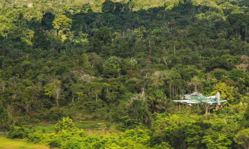 A Força Aérea Brasileira (FAB) iniciou nesta quarta-feira (1º), o controle aéreo da área da Terra Indígena Yanomami, com objetivo de combater