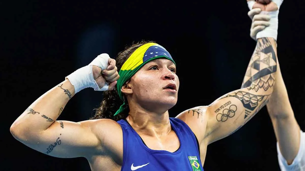 Os atletas Bia Ferreira e Keno Marley somaram mais dois ouros para o Brasil neste domingo (26). Com isso, o boxe nacional alcançou sua melhor