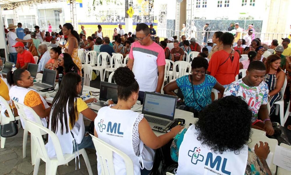 A Feira Saúde Mais Perto,niciativa do Governo do Estado que leva serviços de saúde munhegou nesta terça-feira (14) a Santo Amaro,