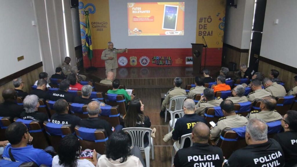 O Sábado de Carnaval (18) em Salvador manteve a diminuição nos principais registros de crimes, assim como registrado nos dois