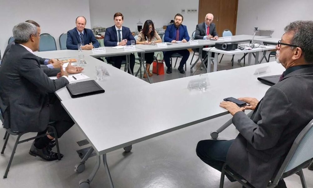 O governador da Bahia, Jerônimo Rodrigues, está em Brasília nesta quinta-feira (9) onde participa de reuniões de trabalho com os