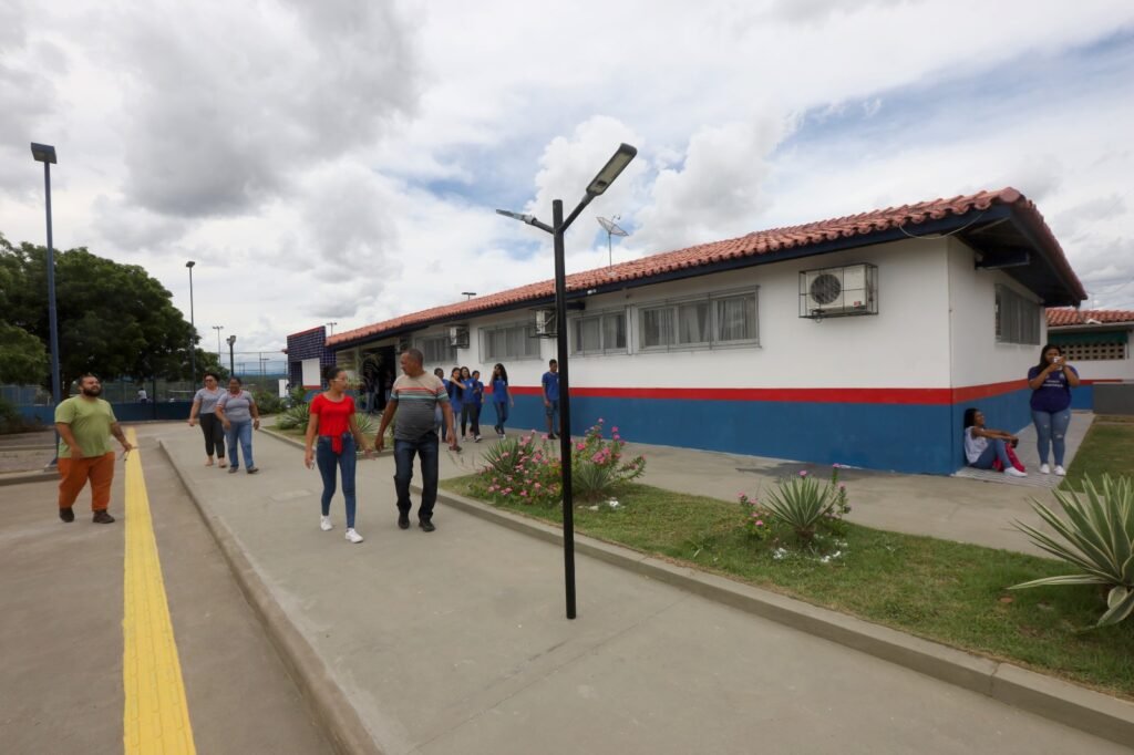 modernizado, com investimentos de mais de R$ 6,7 milhões do Governo do Estado, o Centro Estadual de Educação Profissional (CEEP)