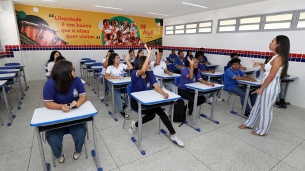Secretaria da Administração (Saeb), divulgou, no Diário Oficial deste sábado (18), os resultados provisórios da 3ª etapa do concurso