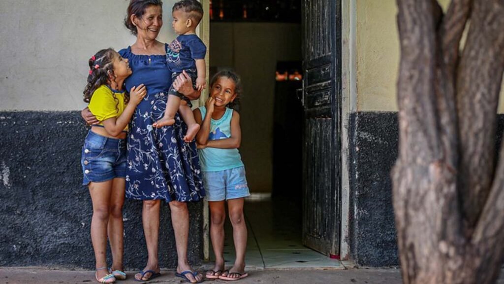 O Bolsa Família está de volta com toda a integralidade de conceitos e instrumentos que fizeram dele o maior programa de transferência