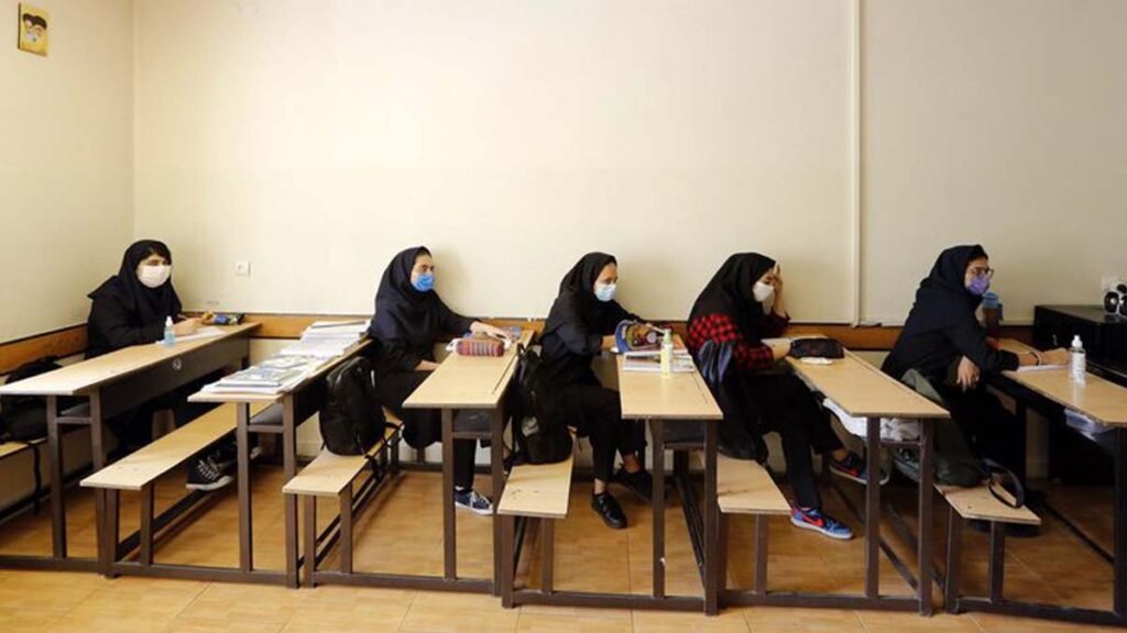 se uma série de suspeitas de envenenamento em escolas femininas for comprovadamente deliberada, os culpados devem