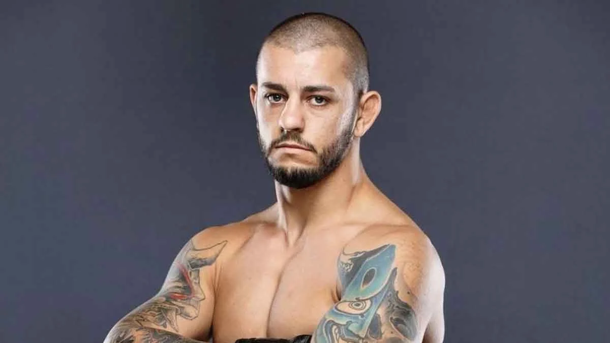 O lutador de MMA Iuri Lapicus morreu aos 27 anos nesta segunda-feira (20), após um acidente de trânsito na última sexta-feira (17). A promess