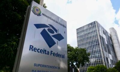 Receita Federal, em conjunto com a Polícia Federal, deflagrou nesta terça-feira (14), a “Operação Flight Level II”, com o objetivo