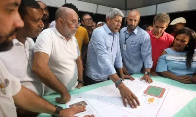 Na tarde deste sábado (22), o governador Jerônimo Rodrigues visitou o município de Antônio Cardoso, onde vistoriou a construção da nova sede