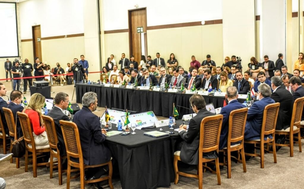 O governador de Alagoas, Paulo Dantas, destacou, em reunião do Consórcio Nordeste realizada nesta sexta-feira (28), a