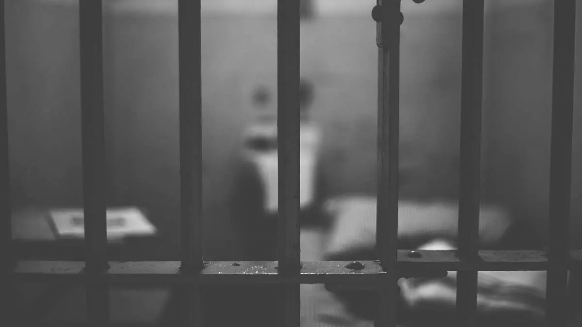 Por unanimidade, o Supremo Tribunal Federal (STF) derrubou a lei que previa prisão especial para quem tem curso superior. O julgamento