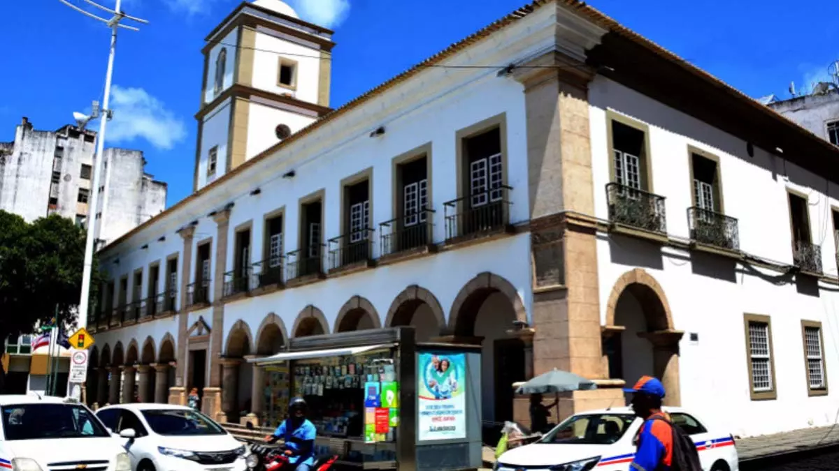 O prefeito Bruno Reis encaminhou nesta segunda-feira (15) à Câmara Municipal de Salvador o Projeto de Lei das Diretrizes