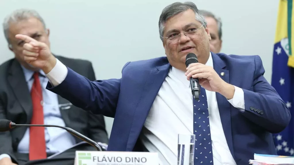 uma determinação para investigar a origem e o destino do dinheiro oriundo dos acordos de delação e leniência firmados na Operação Lava Jato.